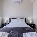 Voula's Place Apartment