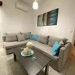 Voula's Place Apartment *