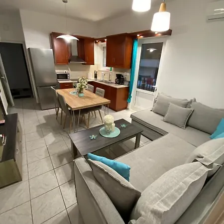 Апартаменты Voula's Place *